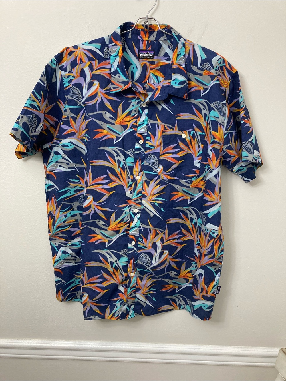 Patagonia Navy Tropical Floral Short-Sleeve Button-Up “ Bird of Paradise “